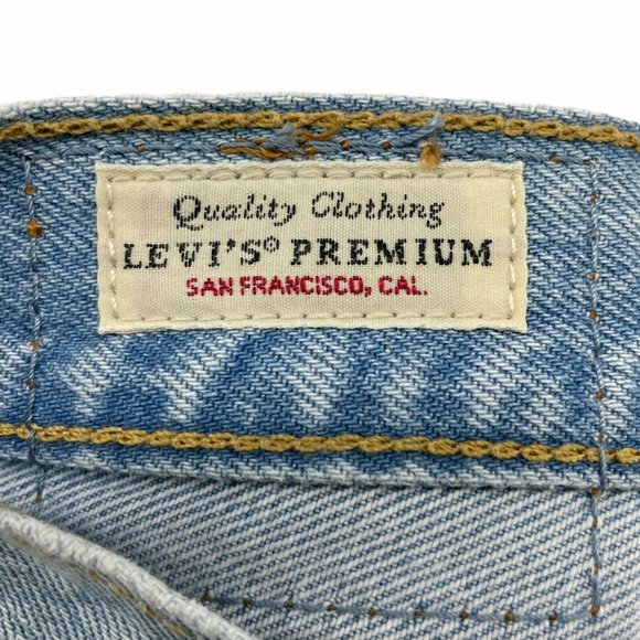 NEW Levi's 501 Women's Cut Off Hem Jean Shorts - Picture 7 of 9